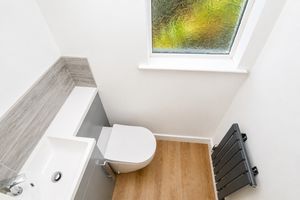 Downstairs W.C- click for photo gallery